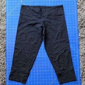 Lululemon Vintage Black Cropped Leggings Sea life Designs